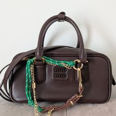 Shoulder luxury bag