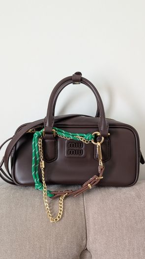 Shoulder luxury bag