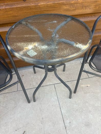Small glass top garden table and x2 metal frame chairs