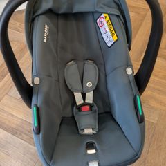 Maxi cosi pebble s infant carseat