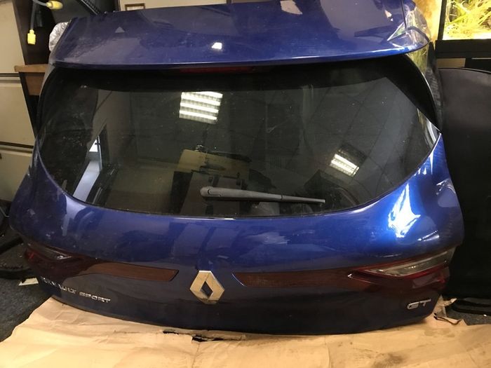 2016 Renault Megane GT boot lid