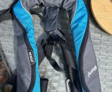 Life jacket