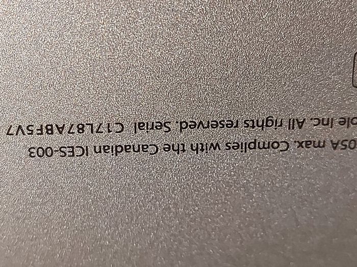 Apple MacBook Air, Model A1466, 13 inch, Needs Ram, has no Ram, excellent condition otherwise