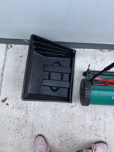 Bosch Push Grass Cutter