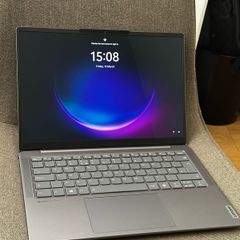 LENOVO Yoga Slim 7- Intel Core Ultra 7