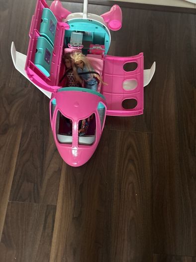 Barbie aeroplane with everything in it