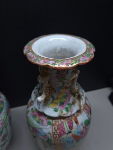Pair of Vintage Chinese Hand Painted Porcelain Vases 23cm