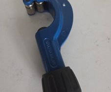 Eclipse tube cutter