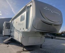 American rv fifth wheel caravan