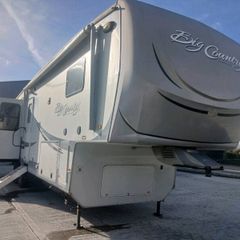 American rv fifth wheel caravan