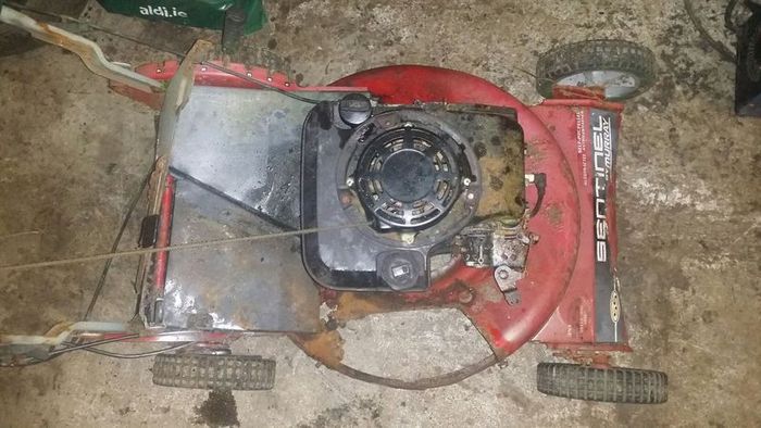 Wanted Old Scrap Broken Lawnmowers Chainsaws Etc