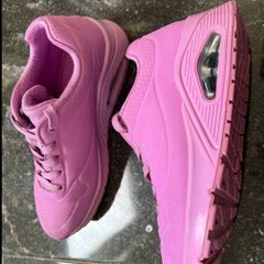 Skechers Trainers size 37