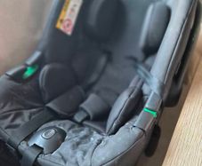 carseat and isofix base
