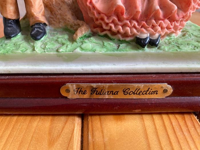 Vintage Juliana Collection quartz Mantel Clock