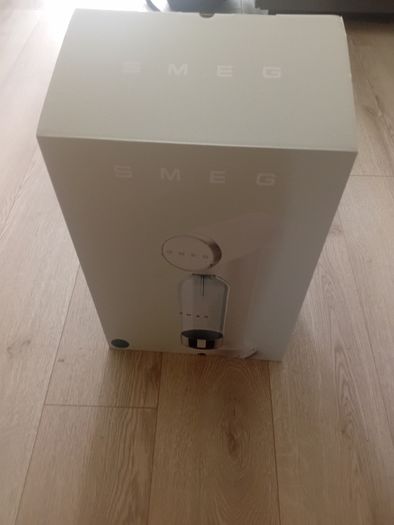 SMEG Soda Maker (With box)