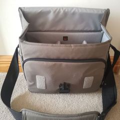 Camera Bag - LowePro Event Messenger 250