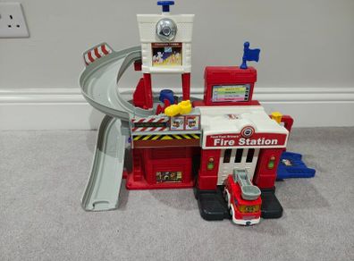 Toot toot drivers fire station