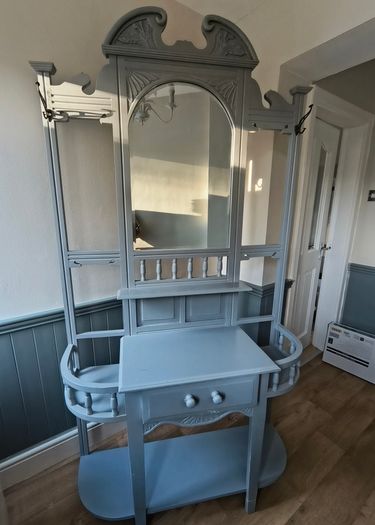 Classic Hall Stand