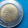 Vintage 1992 Italy 500 lire coin. Quirinale. Production Error. Image 4