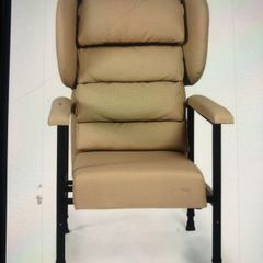 Orthopaedic waterfall chair with pressure relief darted seat