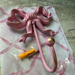Large 13cm high x 10cm width metal bow hook in bubblegum pink with gold detail