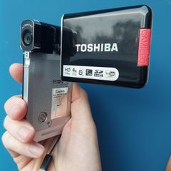 Toshiba S20 Black HD Camcorder Video Camera