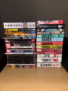 Graphic Novel Collection - Batman - Junji Ito - Marvel - Watchmen - Hellboy