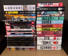 Graphic Novel Collection - Batman - Junji Ito - Marvel - Watchmen - Hellboy