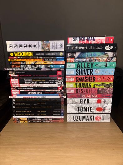 Graphic Novel Collection - Batman - Junji Ito - Marvel - Watchmen - Hellboy