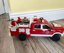 Bruder RAM 2500 Large Light and Sounds Fire truck