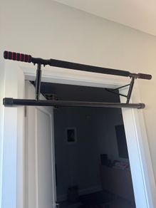 Pull Up Bar