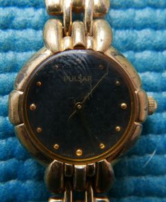 Pulsar Quartz Ladies Watch Black Gold tone Band - New Battery