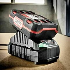 Parkside 2AH 20V Rechargeable Lithium Ion Battery And Charger. Indoor Outdoor Maintenance DIY Projects Garage Garden Mechanic 12V 20V 40V Xteam Cordless Brushless Power Tools Lidl