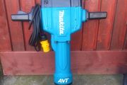 Makita Heavy Concrete Breaker