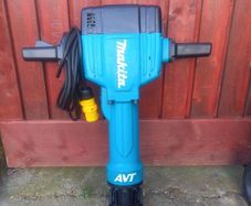 Makita Heavy Concrete Breaker