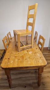 Kitchen table and 6 chairs.