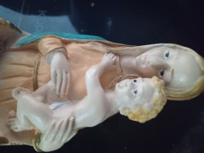Holy Water Font."Virgen and Child"