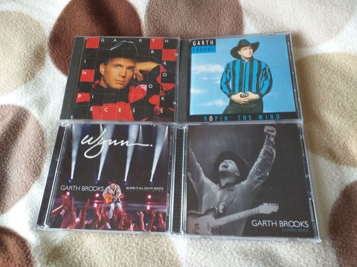 Garth Brooks.
