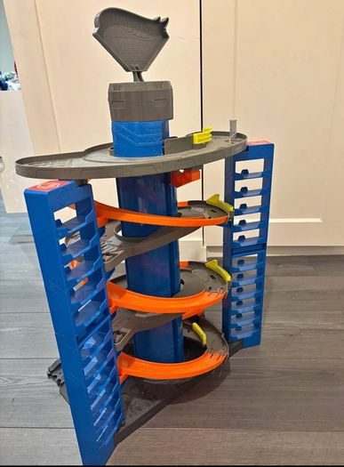 Hot Wheels Garage