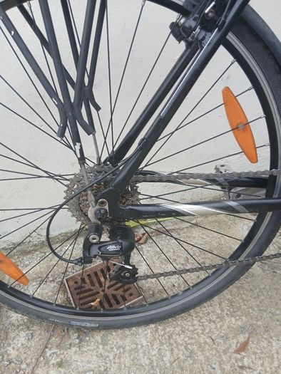 Trek 7200FX Commuter Bike