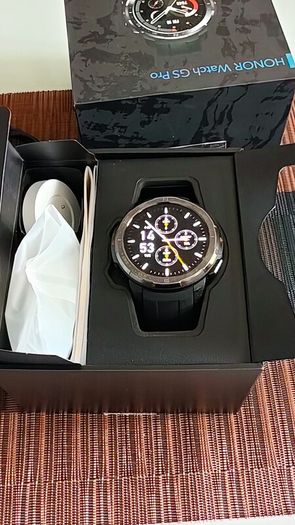 Rugged smartwatch Honor GS Pro