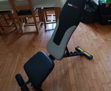Adjustable Weight Bench