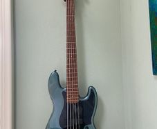 Fender Squire Bass Guitar 5 string SALE