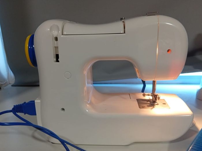 sewing machine