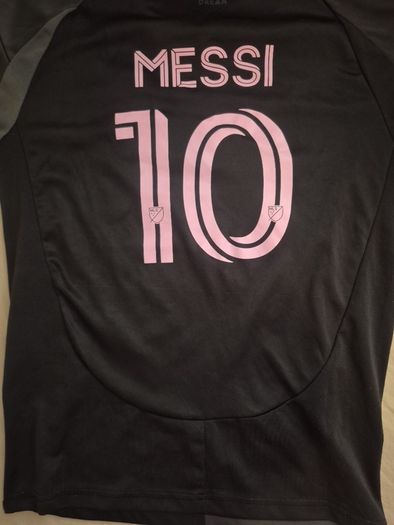 messi jersey woth shorts