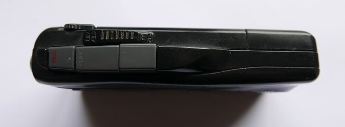 Olympus Pearlcorder Micro Cassette Recorder S702 Handheld - works