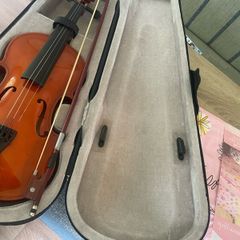 Acoustic violin  in as new condition