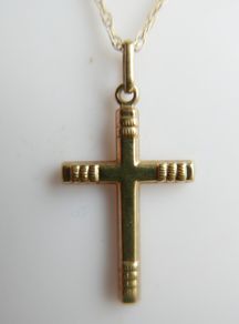 Vintage sold 9K Yellow Gold 375 Engraved Cross Pendant Necklace length 18" - 1,3g