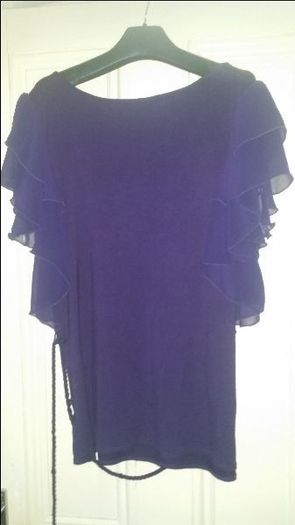 Dorothy Perkins purple top Perfect condition size UK14 EU42 Postage included
