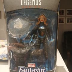 Marvel Legends Fantastic Four Invisible Woman